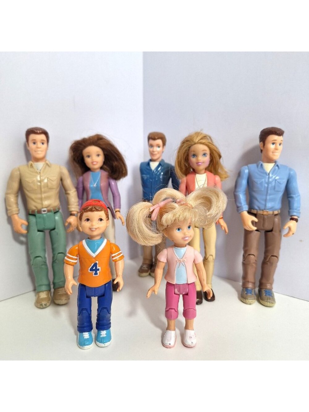 Loving Family Mom Dad Parents Girl Boy Men Women 7 Figure Lot 2002